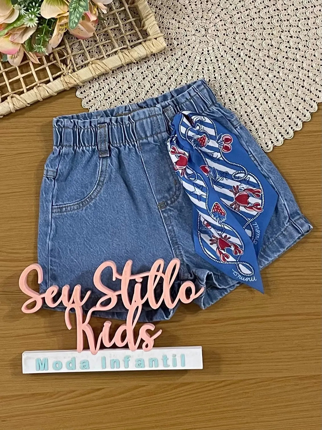 Shorts Infantil Menina Momi Jeans com Lenço
