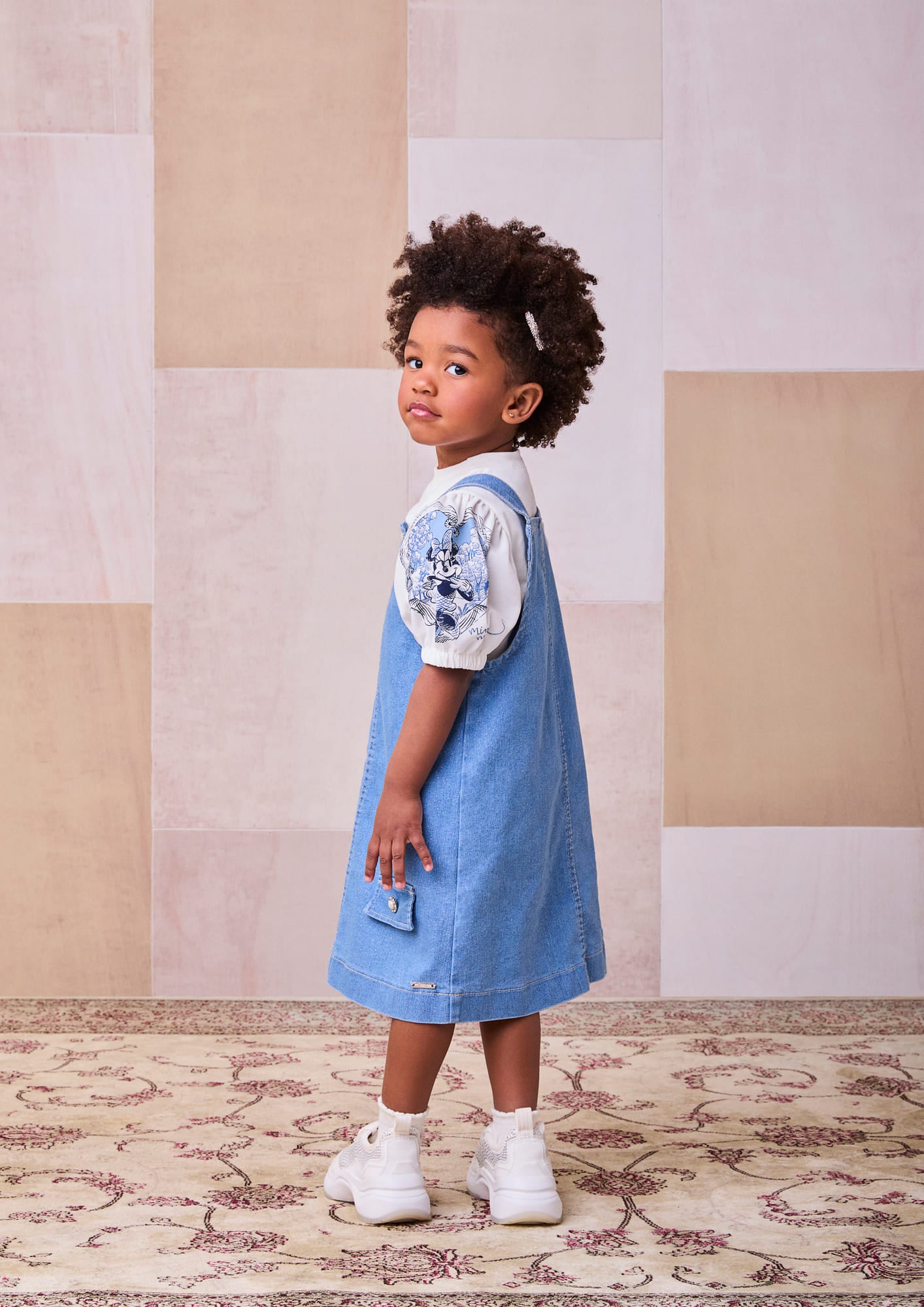 Salopete Infantil Animê Jeans com Brilho