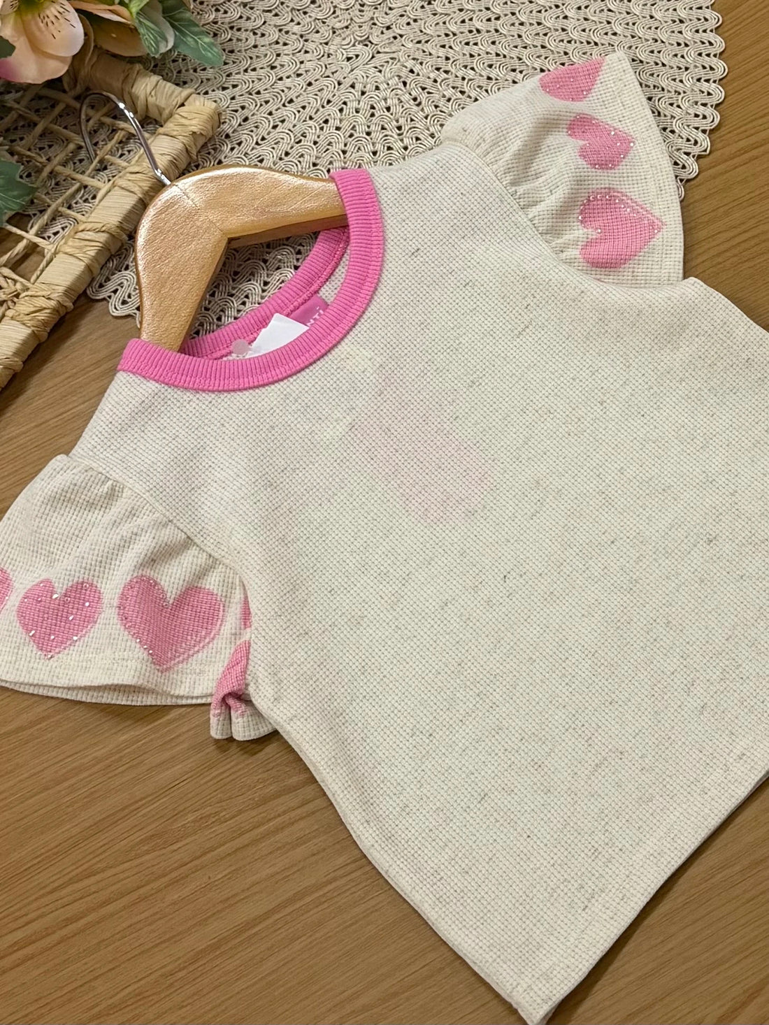 Conjunto Infantil Cinti Inverno com Shorts e Blusa Manga Curta Off White Corações