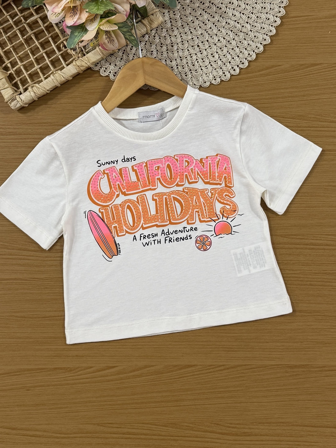 Conjunto Infantil Momi Verão com Shorts Saia Laranja e Blusa Branca California