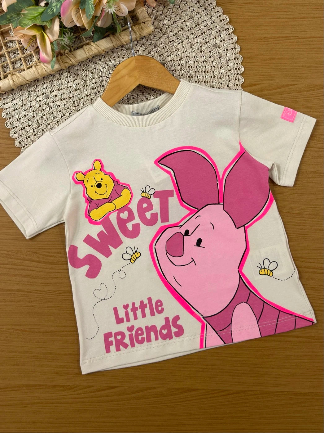 Conjunto Infantil Bimbi Inveno com Saia Rosa e Blusa Manga Curta Pooh e Leitão Disney