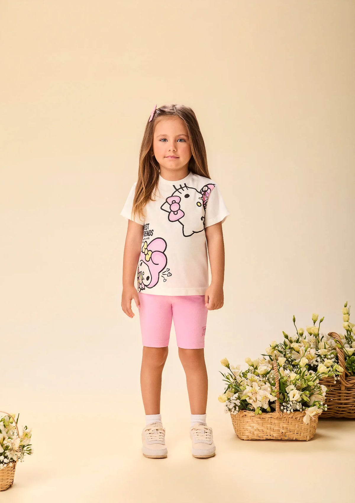 Conjunto Infantil Menina Momi Shorts Ciclista Rosa e Blusa Hello Kitty e My Melody