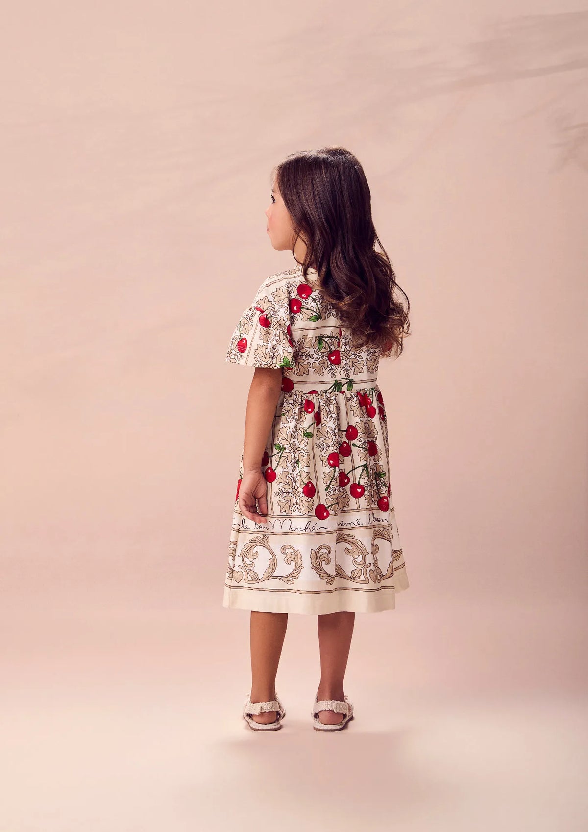 Vestido Infantil Animê Bege Cerejinhas