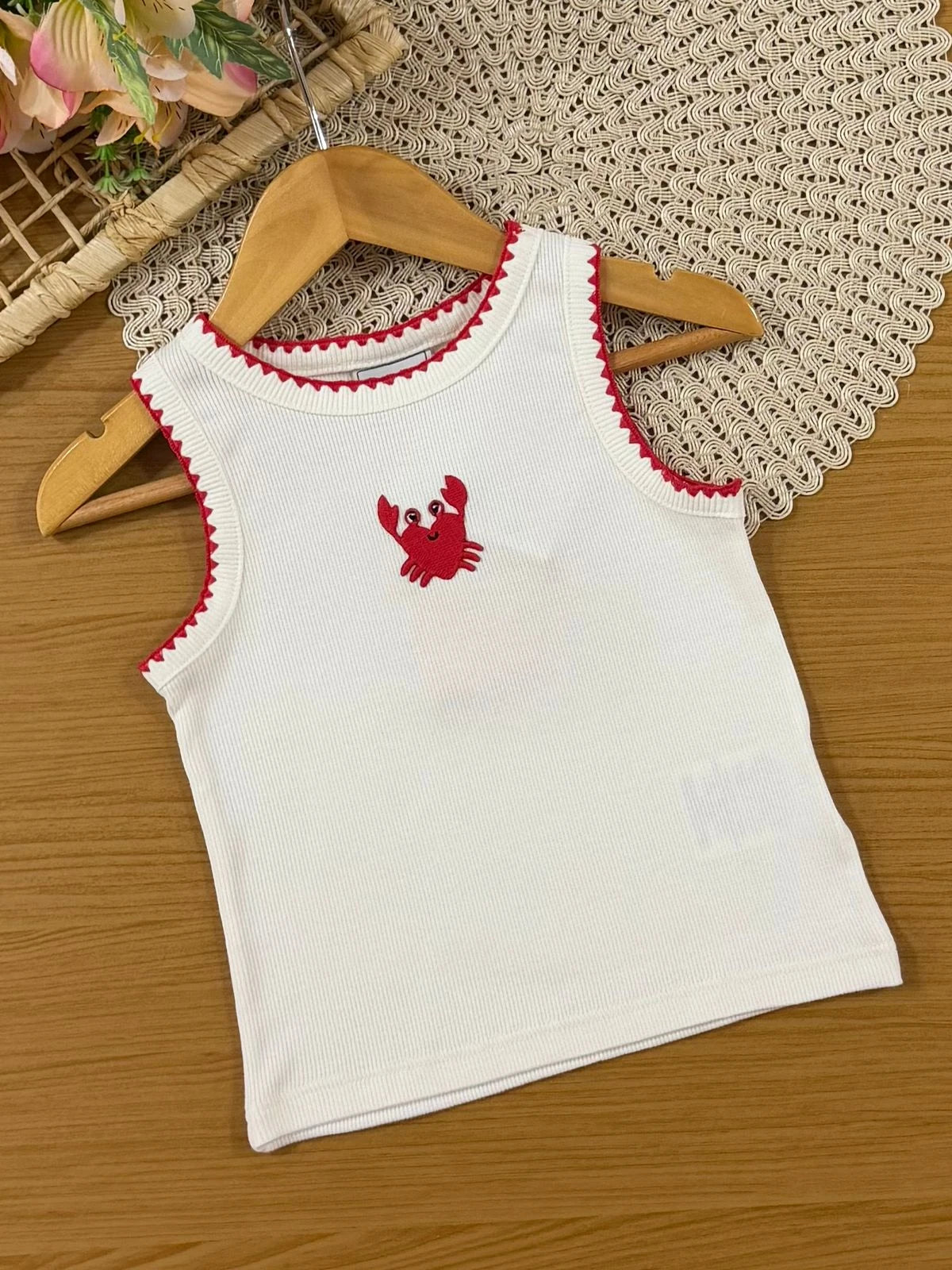 Conjunto Infantil Menina Bimbi com Shorts Saia Vermelho e Regata Caranguejo