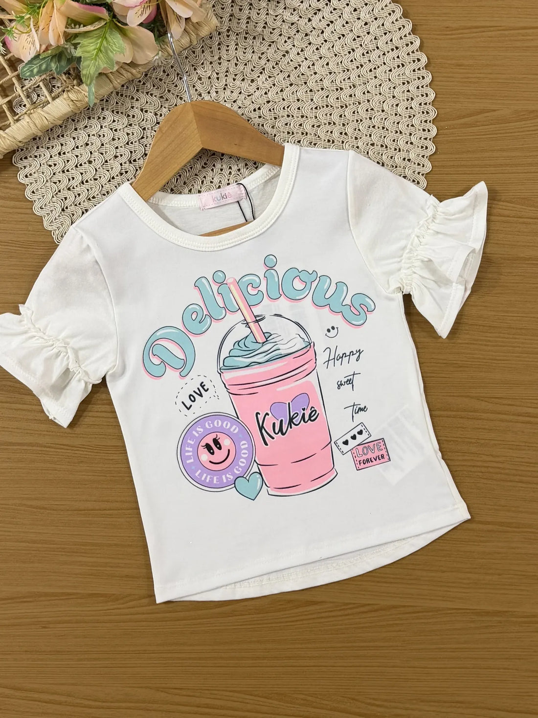 Conjunto Infantil Kukie Com Shorts Cliclista e Blusa Manga Curta Branca Sorvete