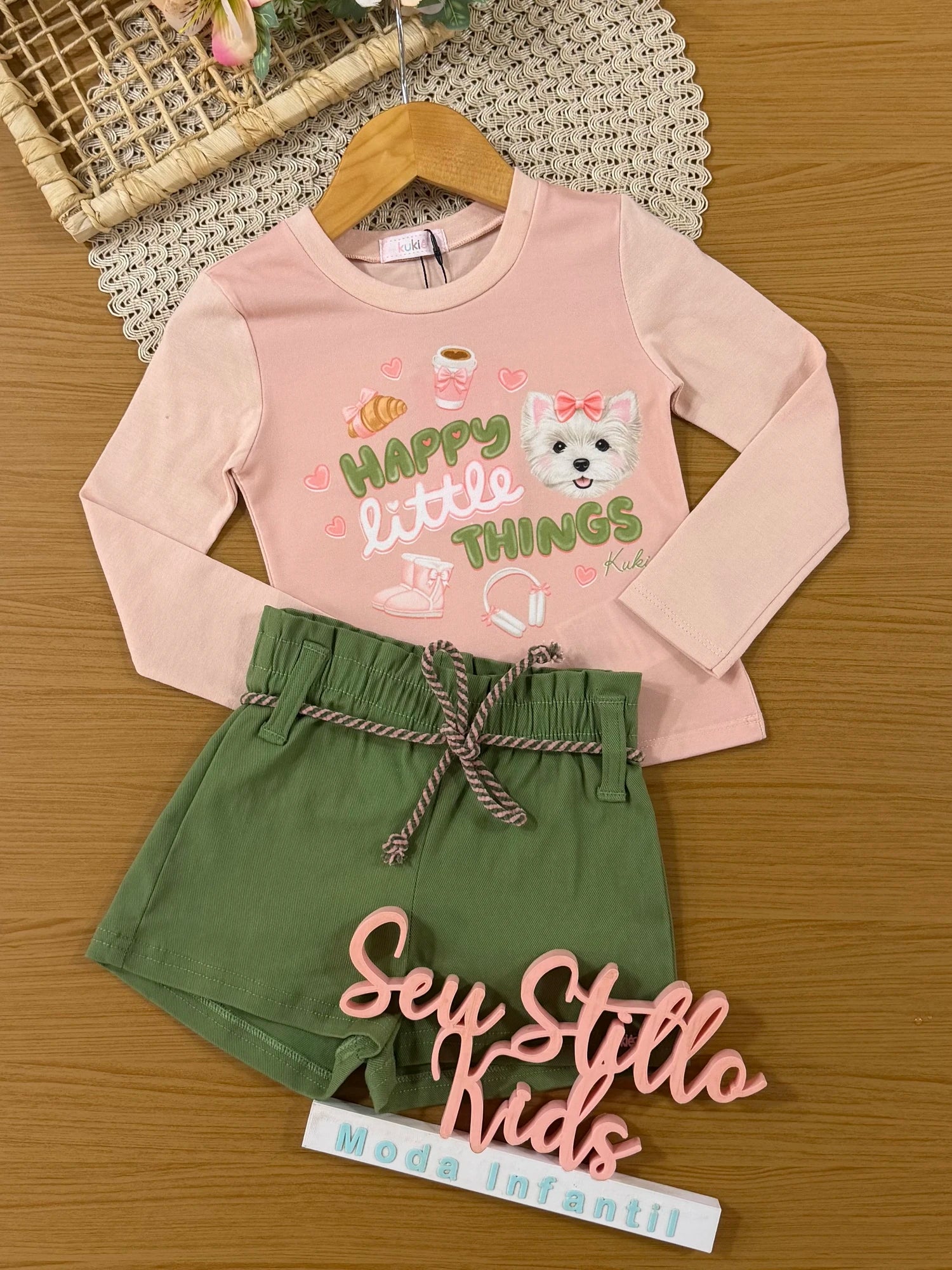 Conjunto Infantil Kukiê Invenro com Shorts Verde e Blusa Manga Longa Happy