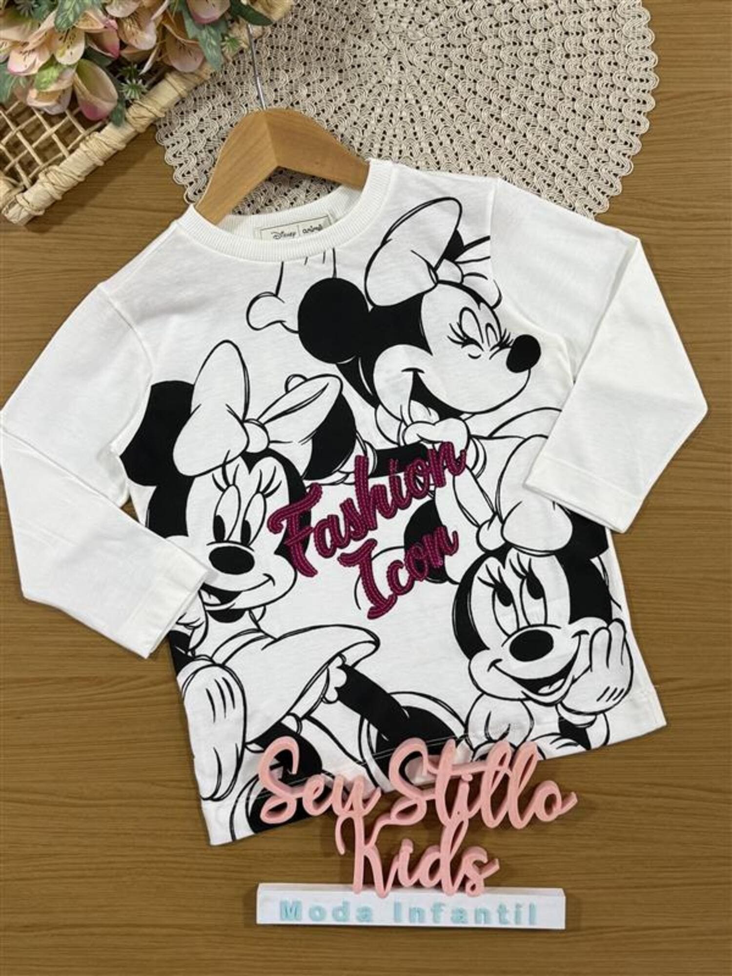 Blusa Infantil Animê Inverno Manga Longa Branca Minnie Fashion Disney