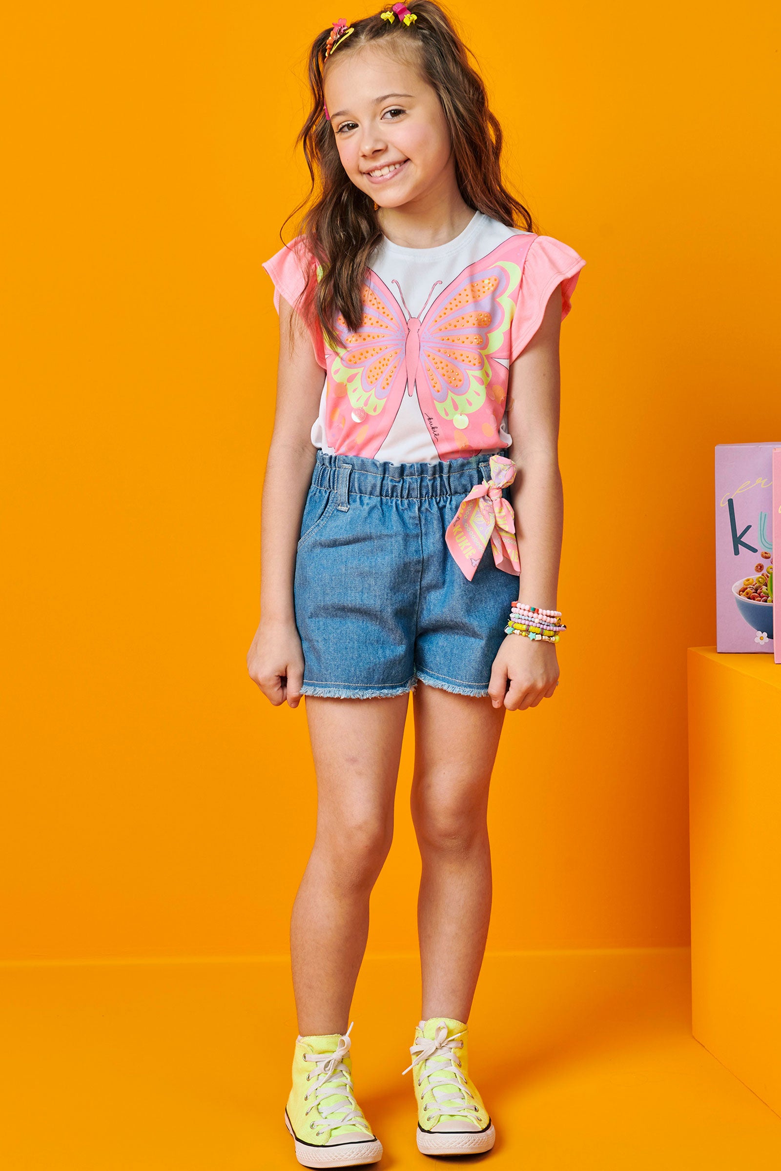 Conjunto Infantil Kukie Verão Com Shorts Jeans e Blusa Branca Borboleta