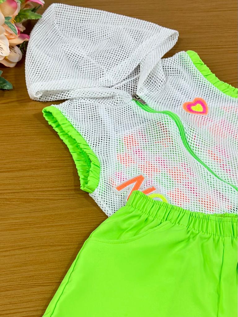 Conjunto Infantil Kukie Verão Com Shorts Colete em Tela e Cropped Neon Fun