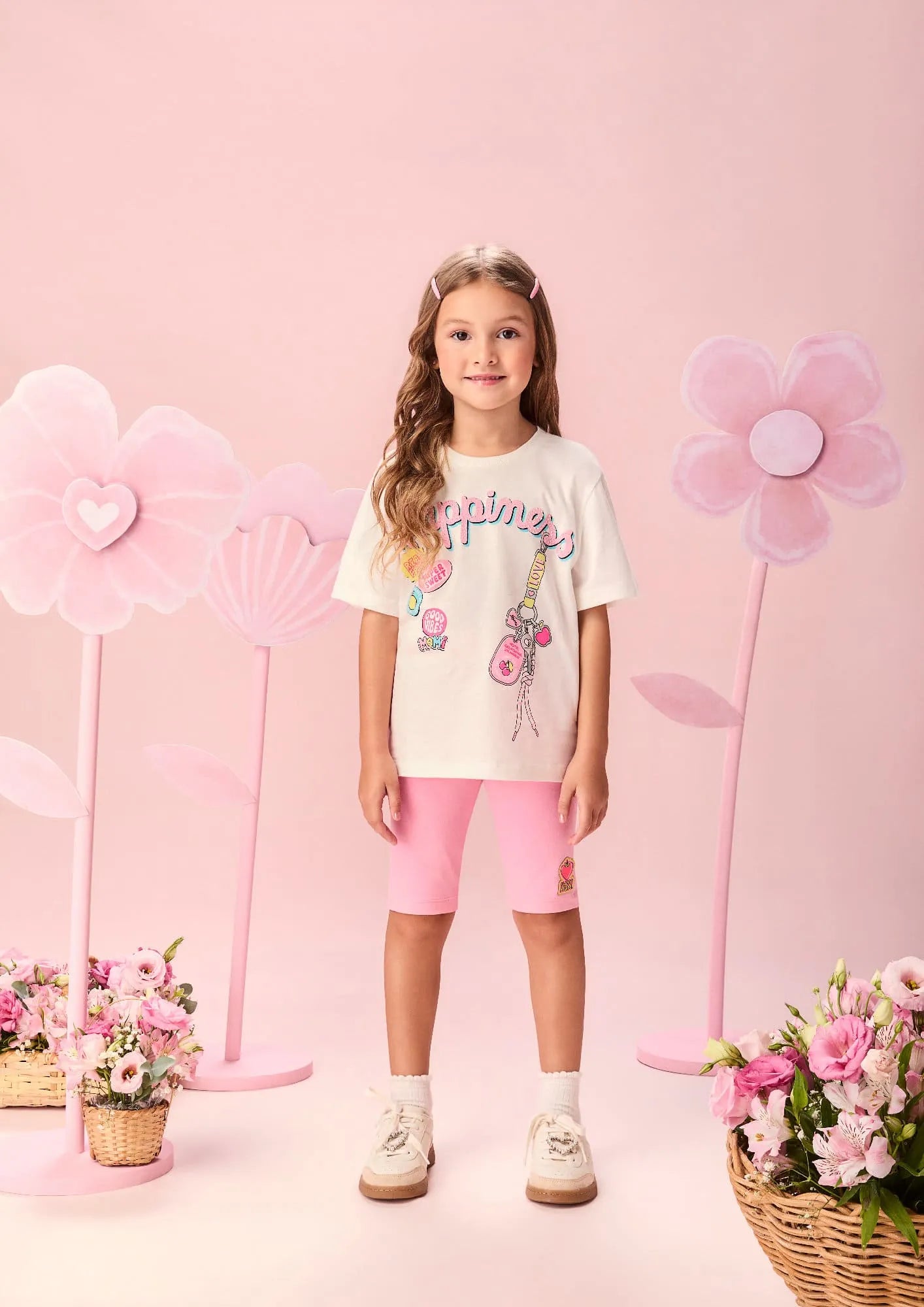Conjunto Infantil Menina Momi com Shorts Ciclista Rosa e Blusa Branca Happiness