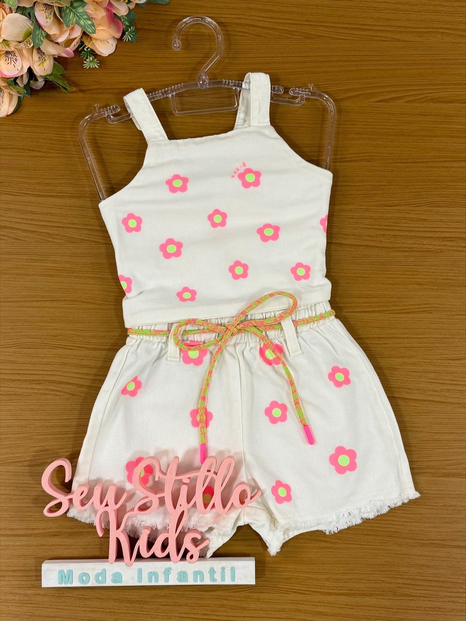 Conjunto Infantil Kukie Verão Com Shorts e Blusa Flor