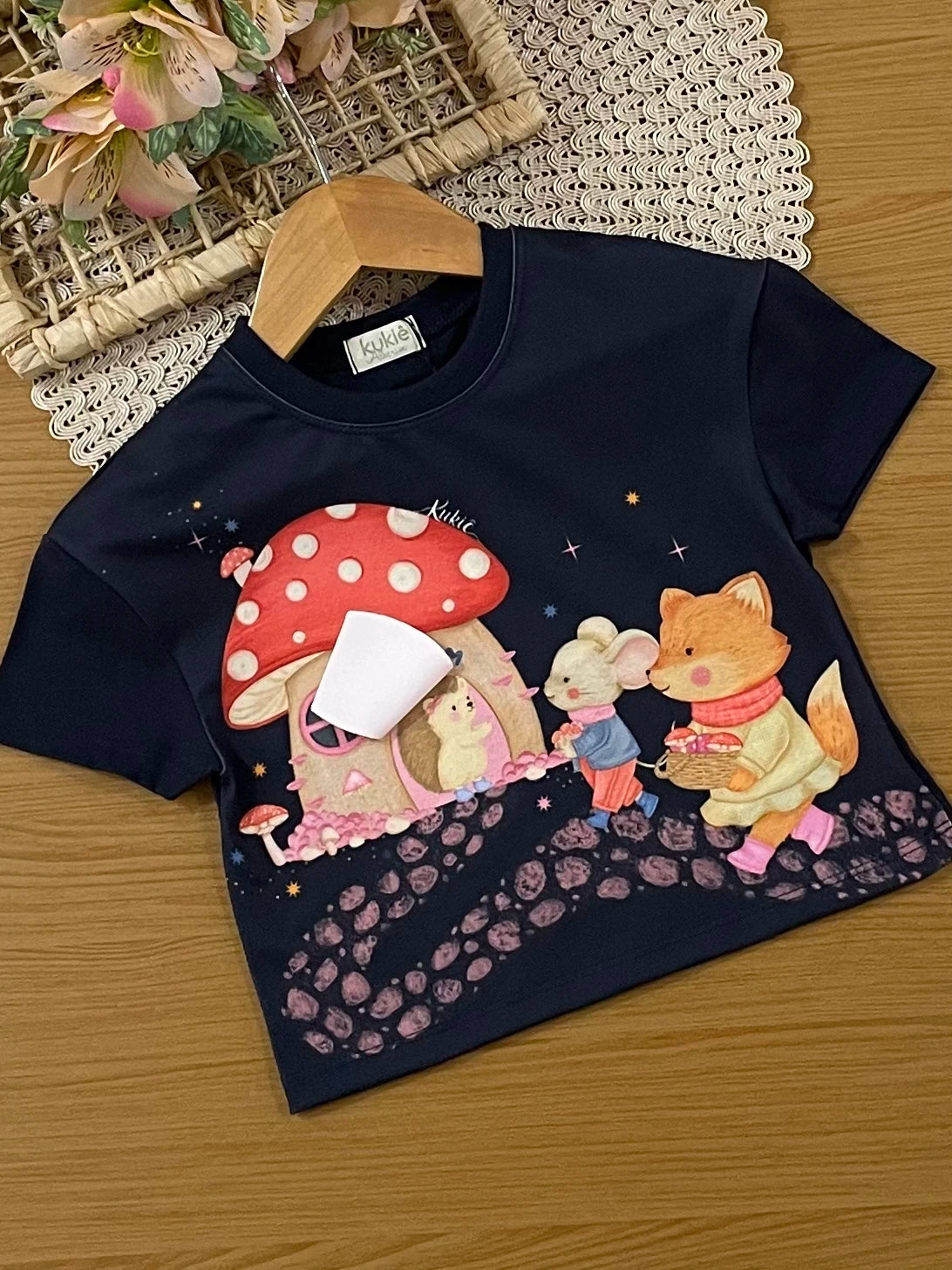 Conjunto Infantil Kukiê Inverno com Shorts e Blusa Manga Curta Azul Marinho Casinha Cogumelo