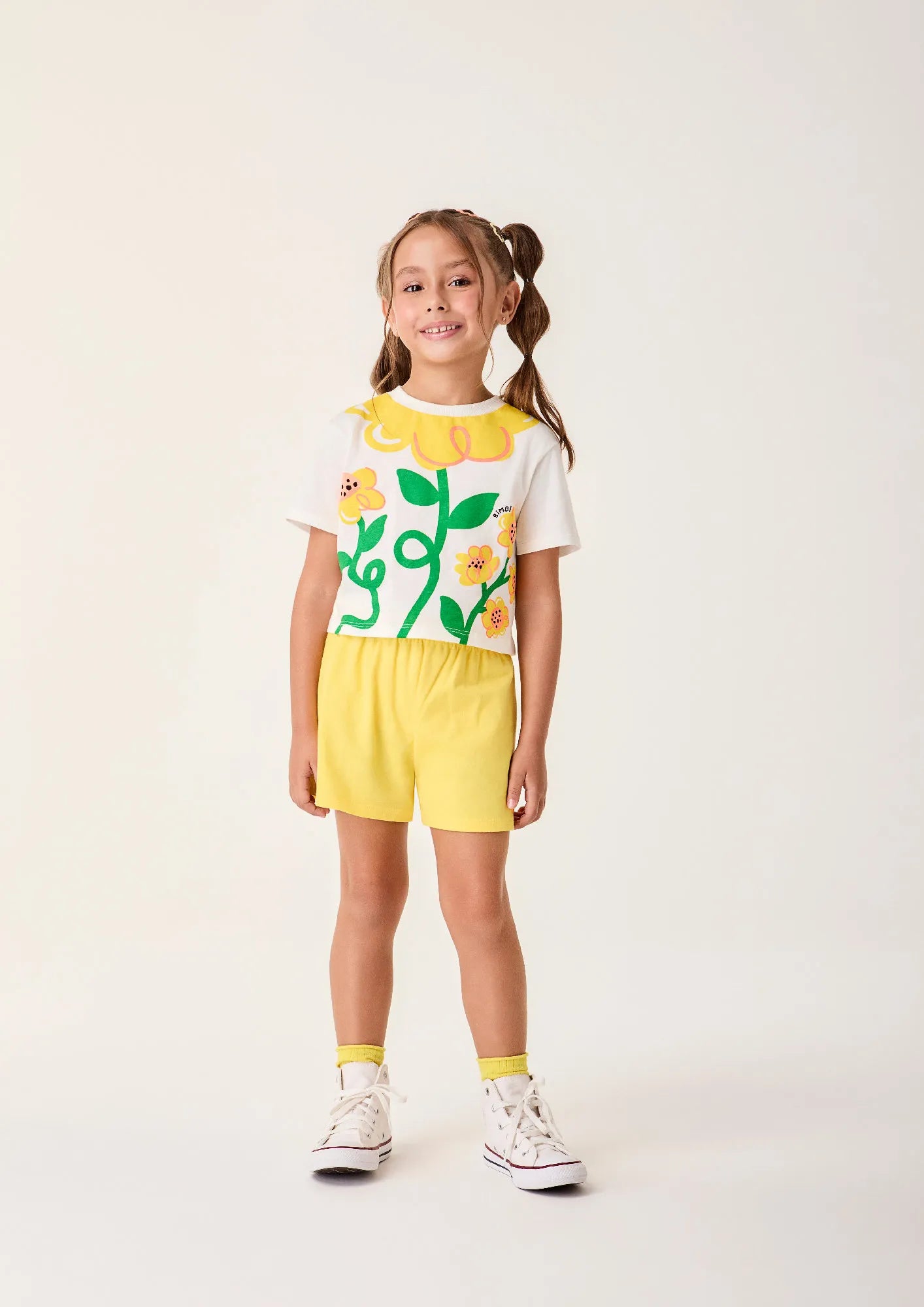 Conjunto Infantil Menina Bimbi com Shorts Amarelo e Blusa Branca Flores