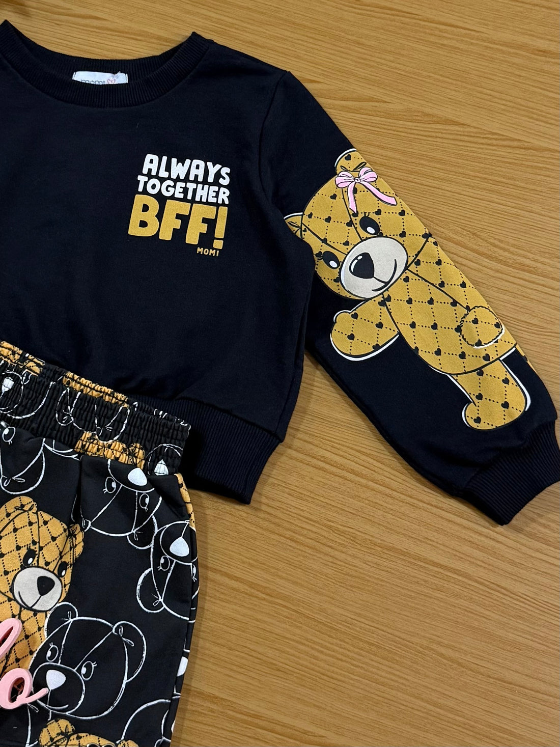 Conjunto Infantil Momi Inverno Shorts Saia e Blusa Preta Ursinha