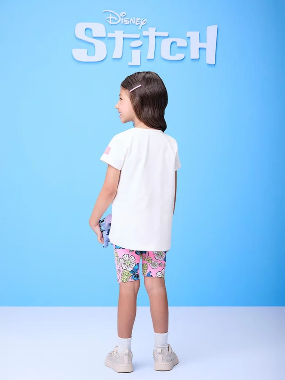 Conjunto Infantil Momi Verão Shorts Ciclista Rosa e Blusa Stitch Disney