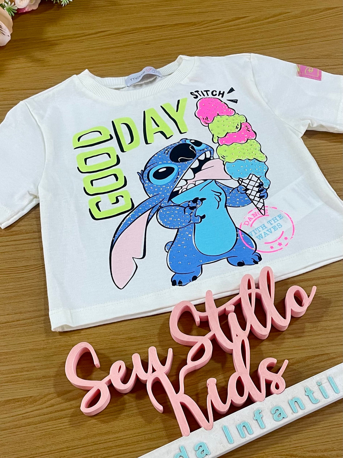 Blusa Infantil Momi Verão Sorvete Stitch Disney