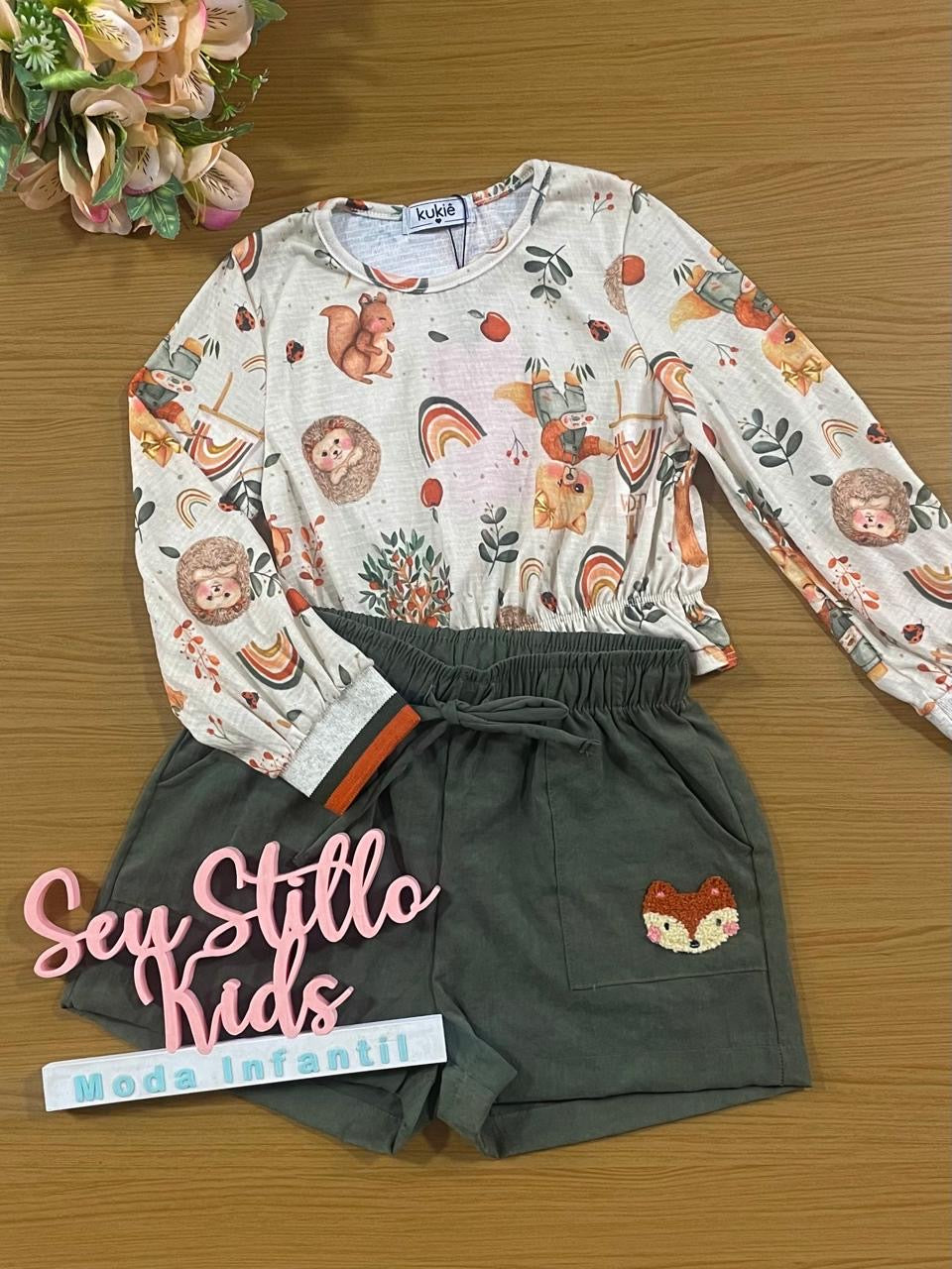 Conjunto Infantil Kukie Alecrim Inverno Shorts e Blusa Manga Longa Bichinhos