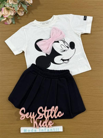 Conjunto Infantil Animê Inverno com Short Saia Preto e Blusa Branca Minnie Disney