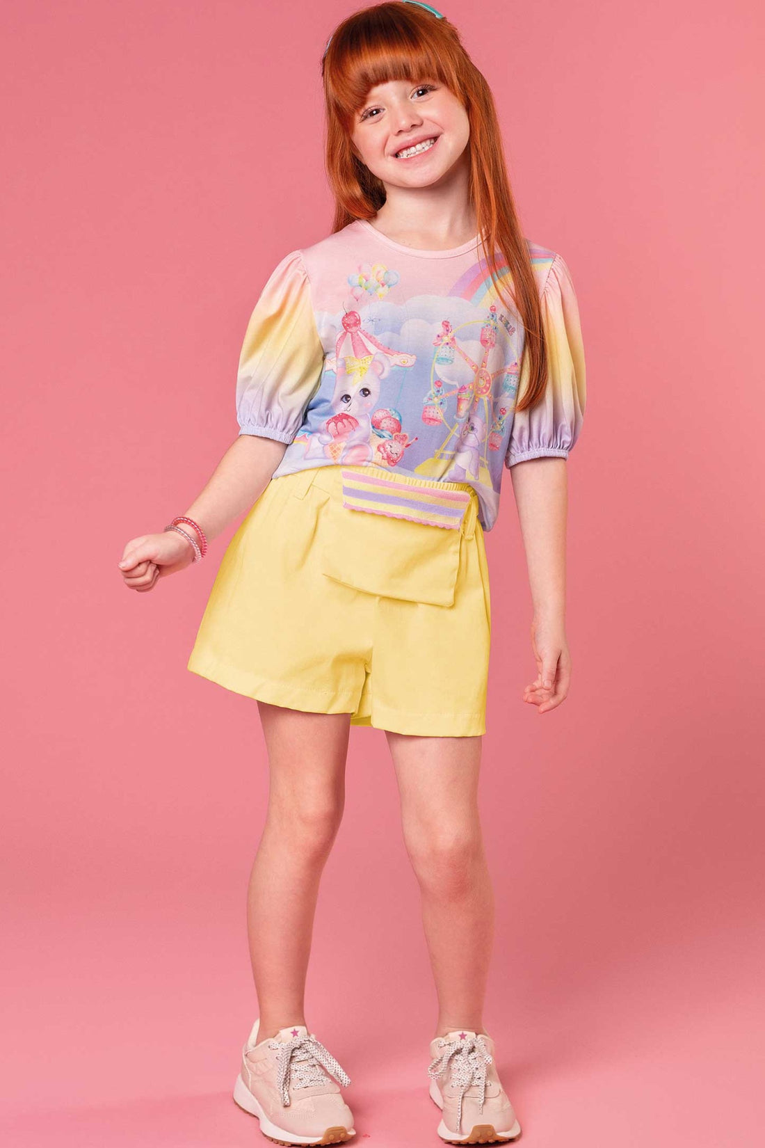 Conjunto Infantil Kukie Inverno Tropical Shorts Com Pochete e Blusa Parque de Diversão
