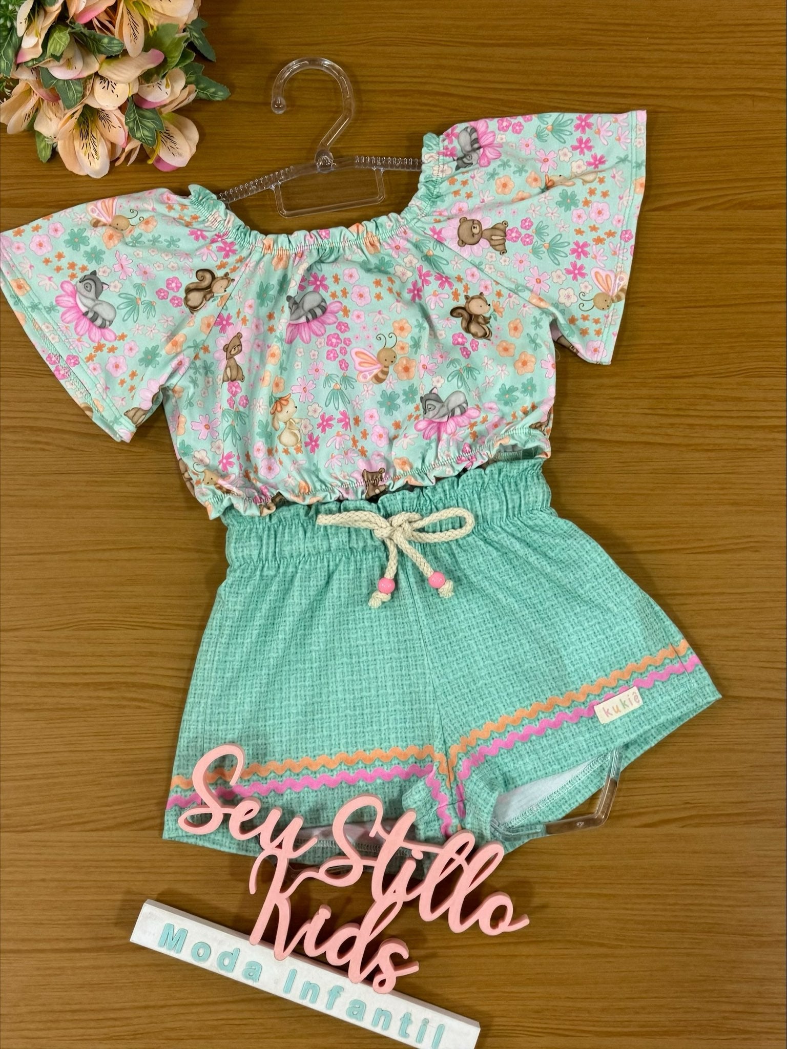 Conjunto Infantil Kukie Tropical Shorts e Blusa Animais Zoo