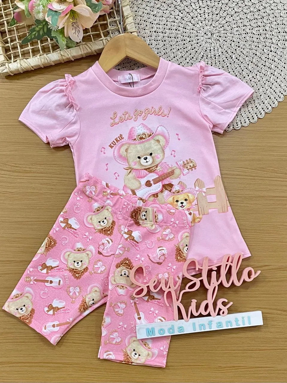 Conjunto Infantil Menina Kukiê com Shorts Ciclista e Blusa Rosa Ursinha Boiadeira