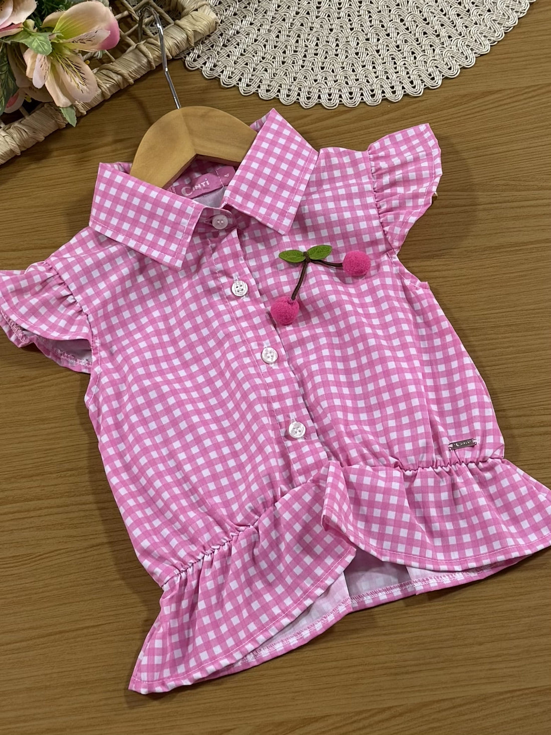 Conjunto Infantil Cinti Verão com Shorts e Blusa Rosa Xadrez Cereja