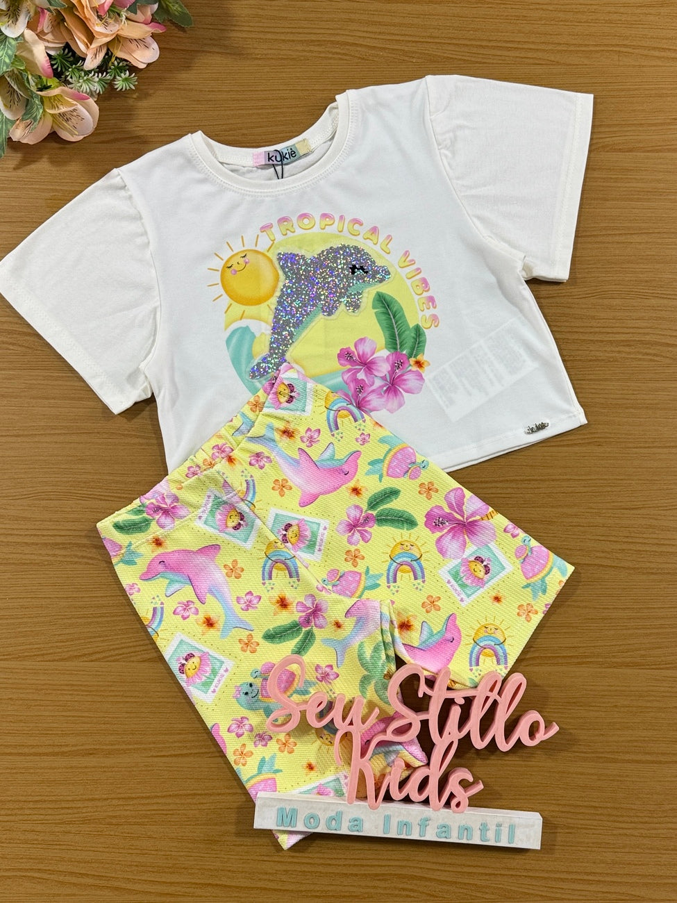 Conjunto Infantil Kukie Verão Shorts Ciclista e Blusa Golfinho