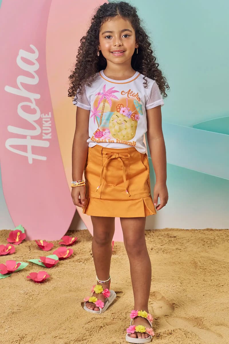 Conjunto Infantil Kukiê Verão com Shorts Saia Laranja e Blusa Branca Tropical