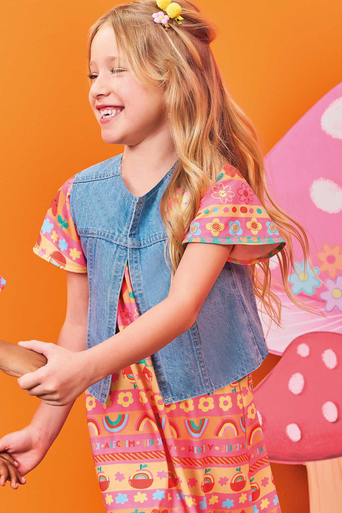 Vestido Infantil Kukie Alecrim Verão Arco Íris com Colete