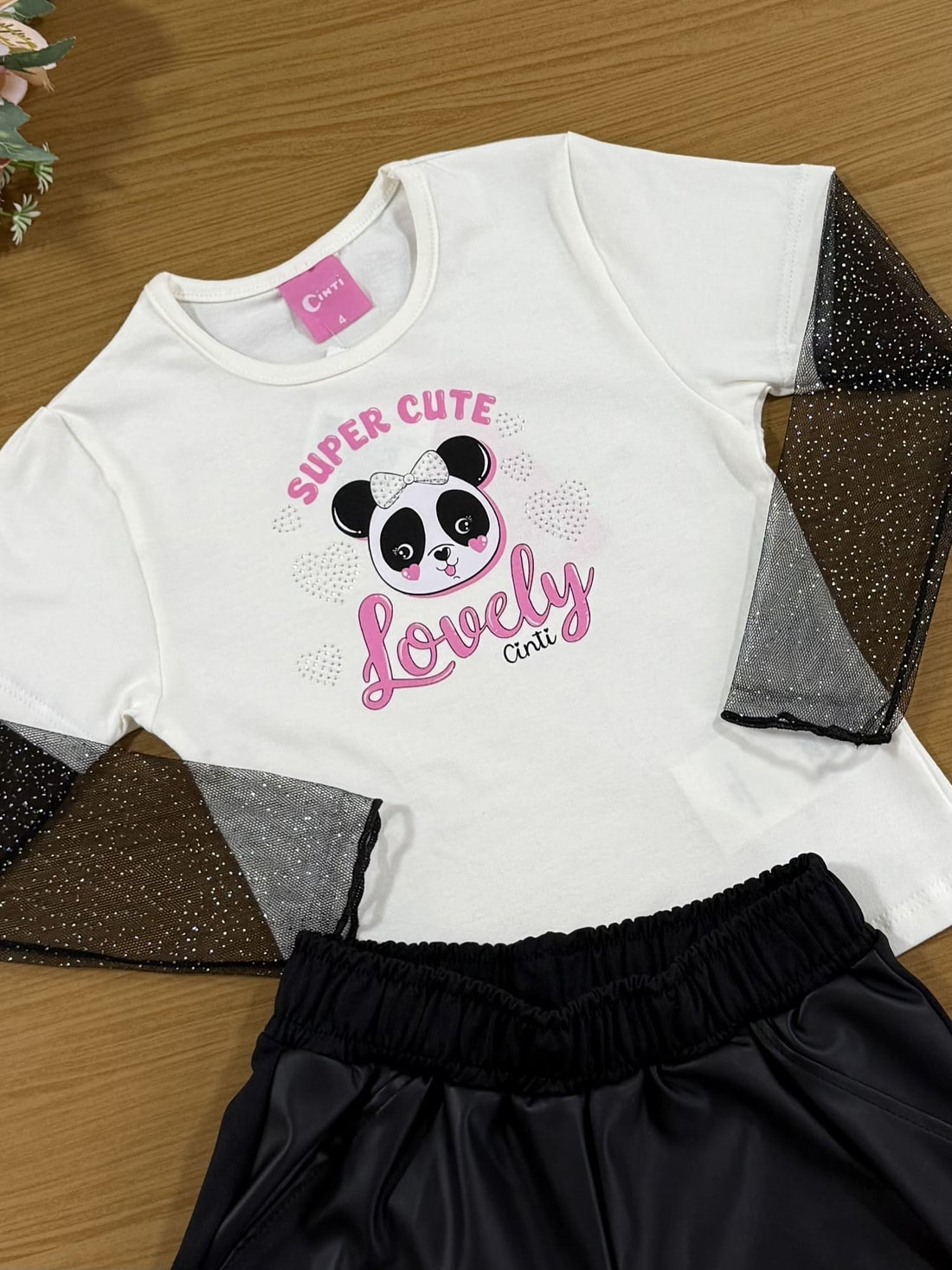 Conjunto Infantil Cinti Inverno Shorts e Blusa Pandinha
