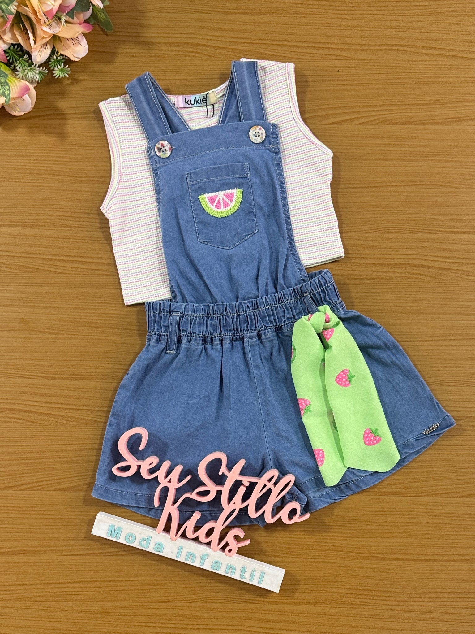 Jardineira Infantil Kukie Verão Jeans Melancia com Cropped