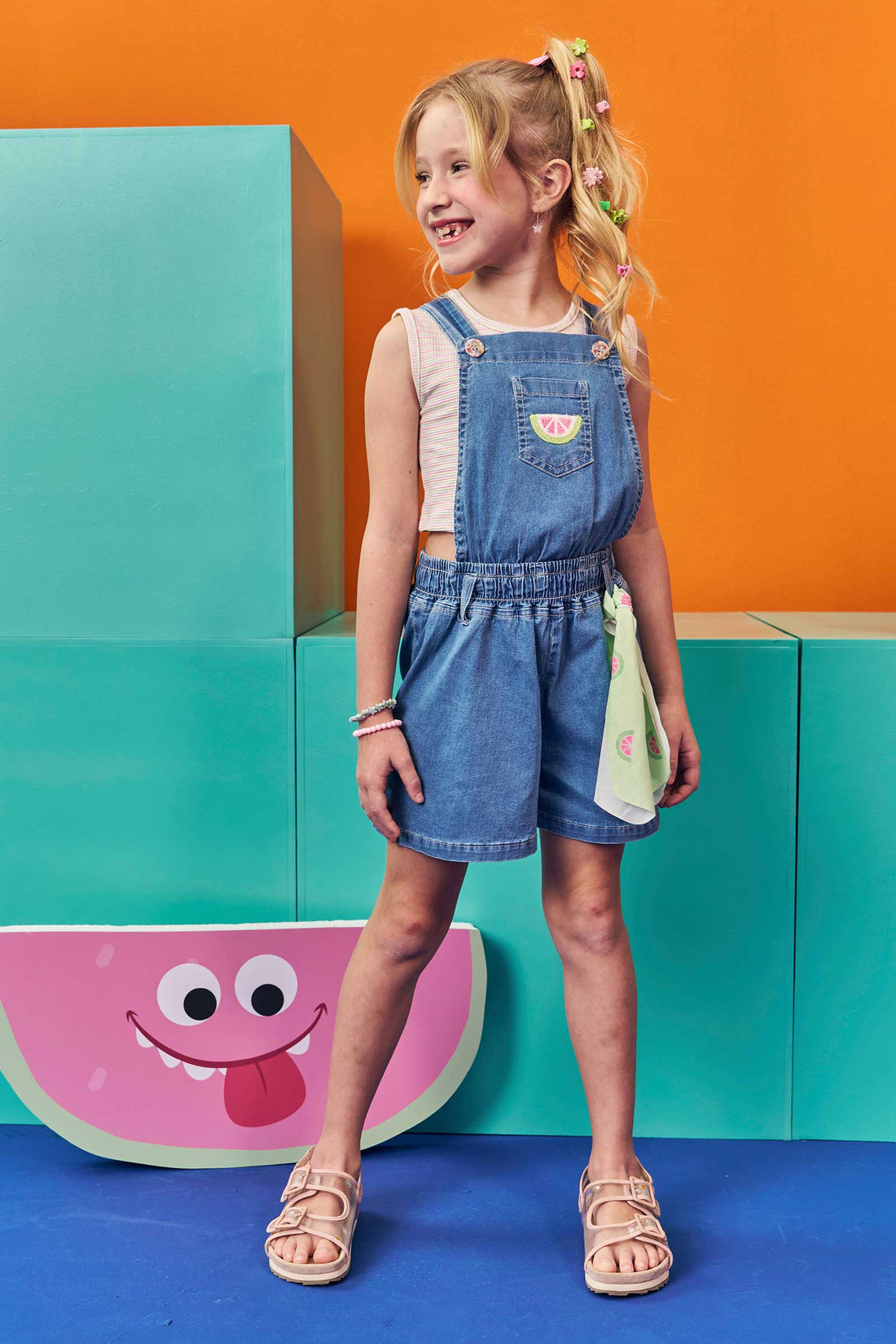 Jardineira Infantil Kukie Verão Jeans Melancia com Cropped
