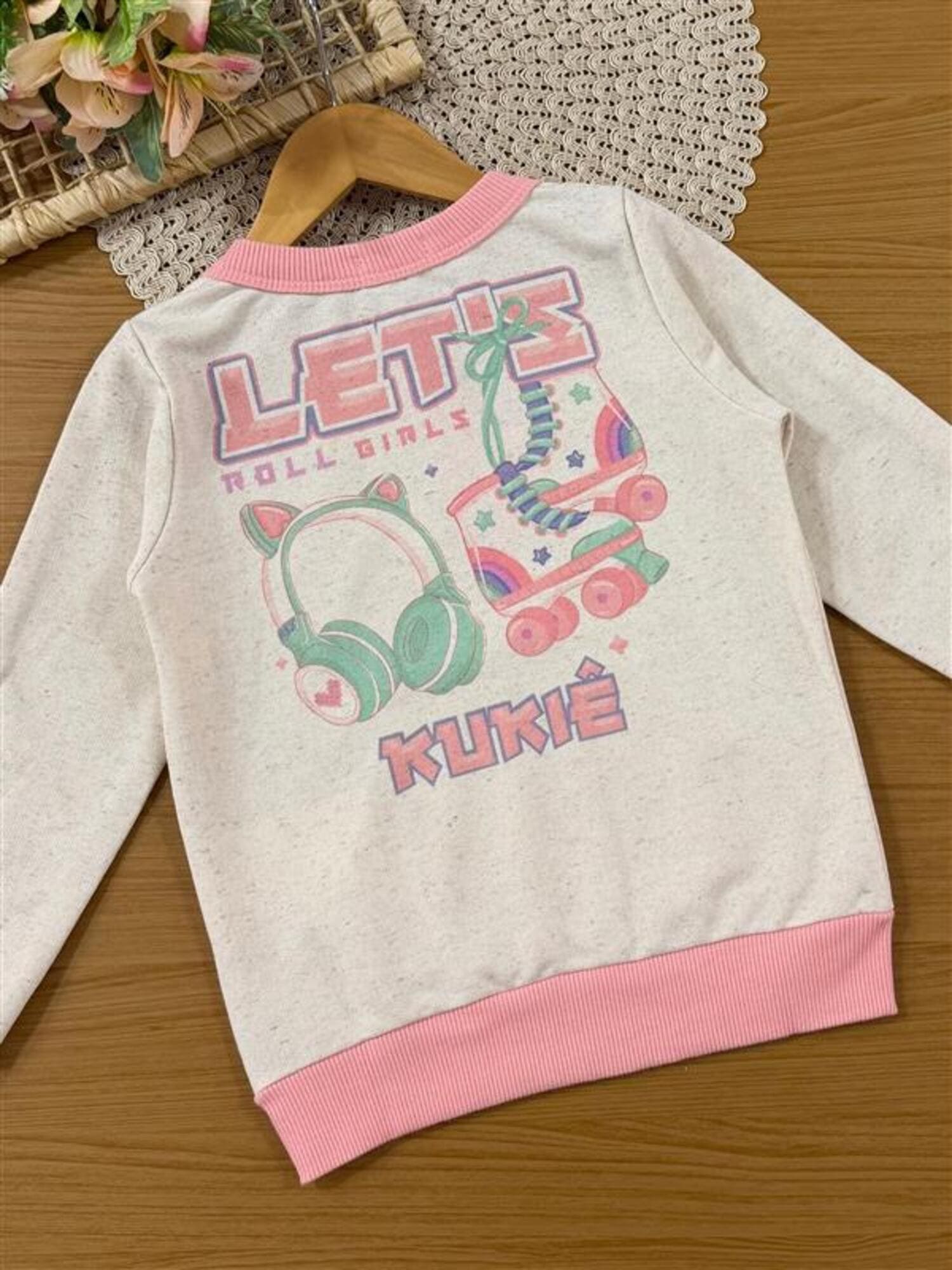 Conjunto Infantil Kukiê Inverno com Calça Legging Rosa e Moletom sem Flanela Patins