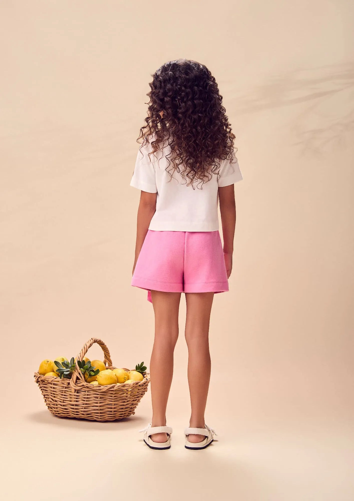 Conjunto Infantil Menina Animê com Shorts Rosa Laço e Blusa Branca Minnie Strass Disney