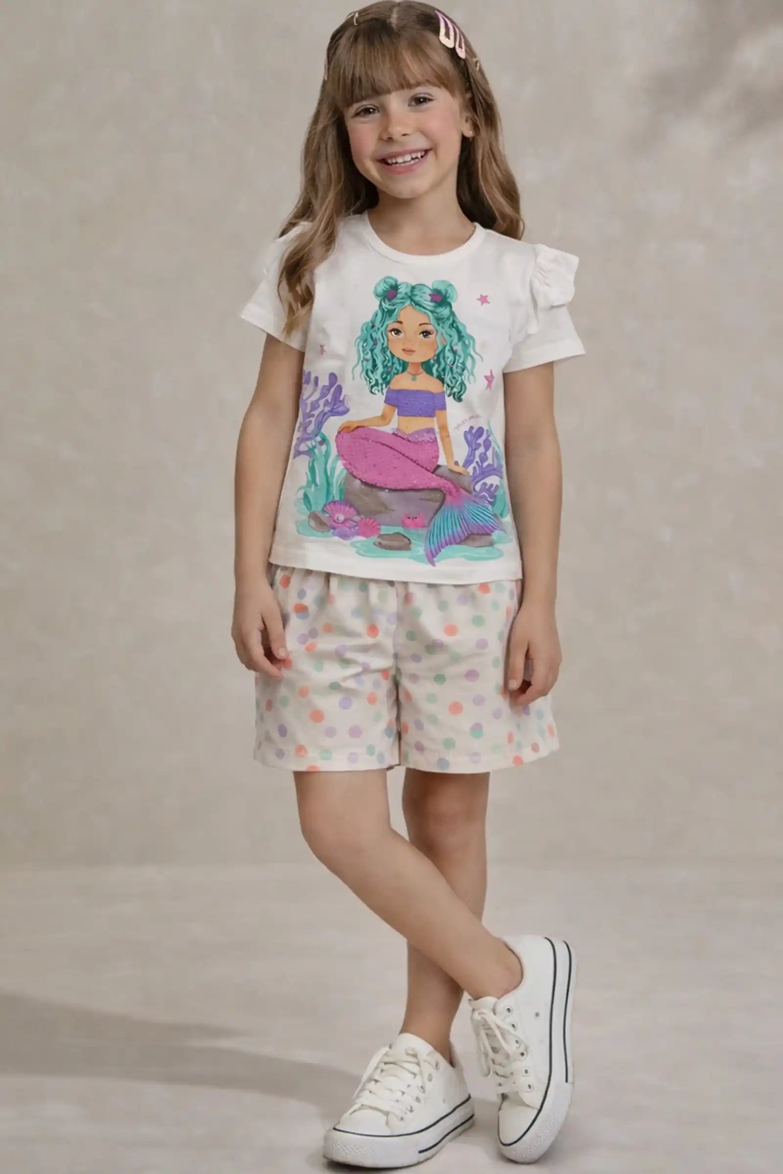 Conjunto Infantil Kukiê com Shorts Off White e Blusa Sereia Fundo do Mar