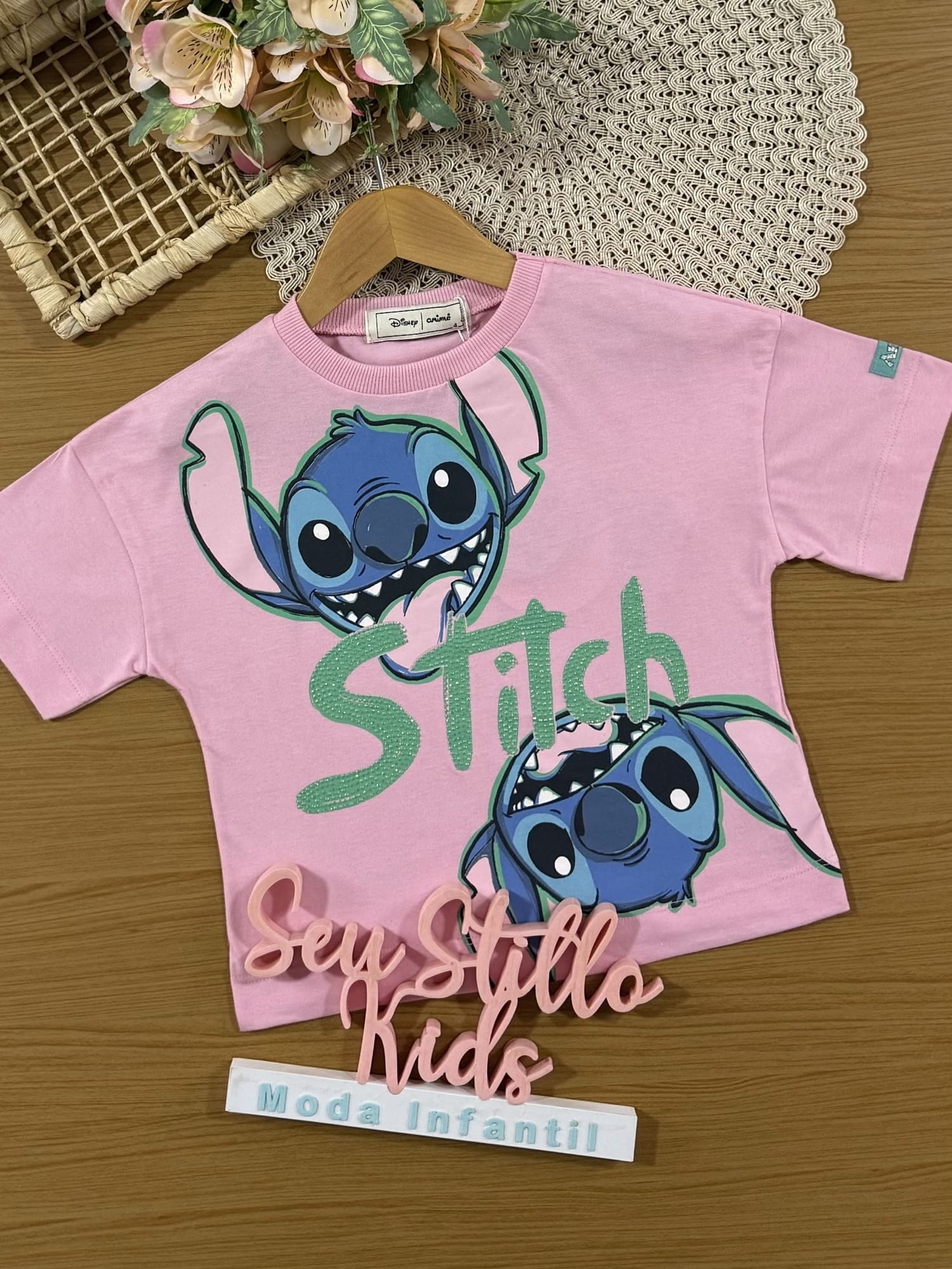 Blusa Infantil Animê Rosa Stitch com Strass Disney