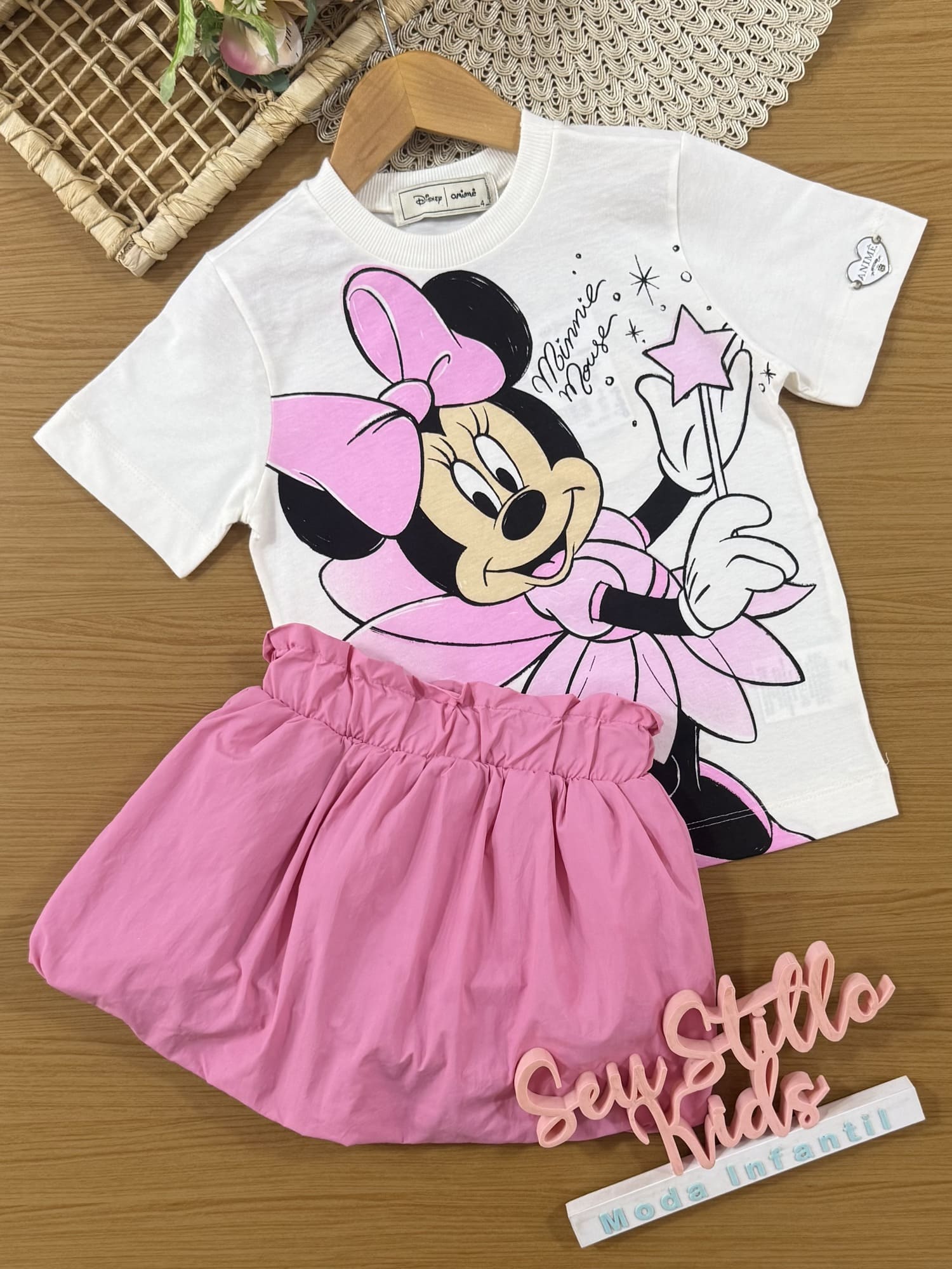 Conjunto Infantil Animê Verão com Saia Balone Rosa e Blusa Branca Minnie Fadinha Disney
