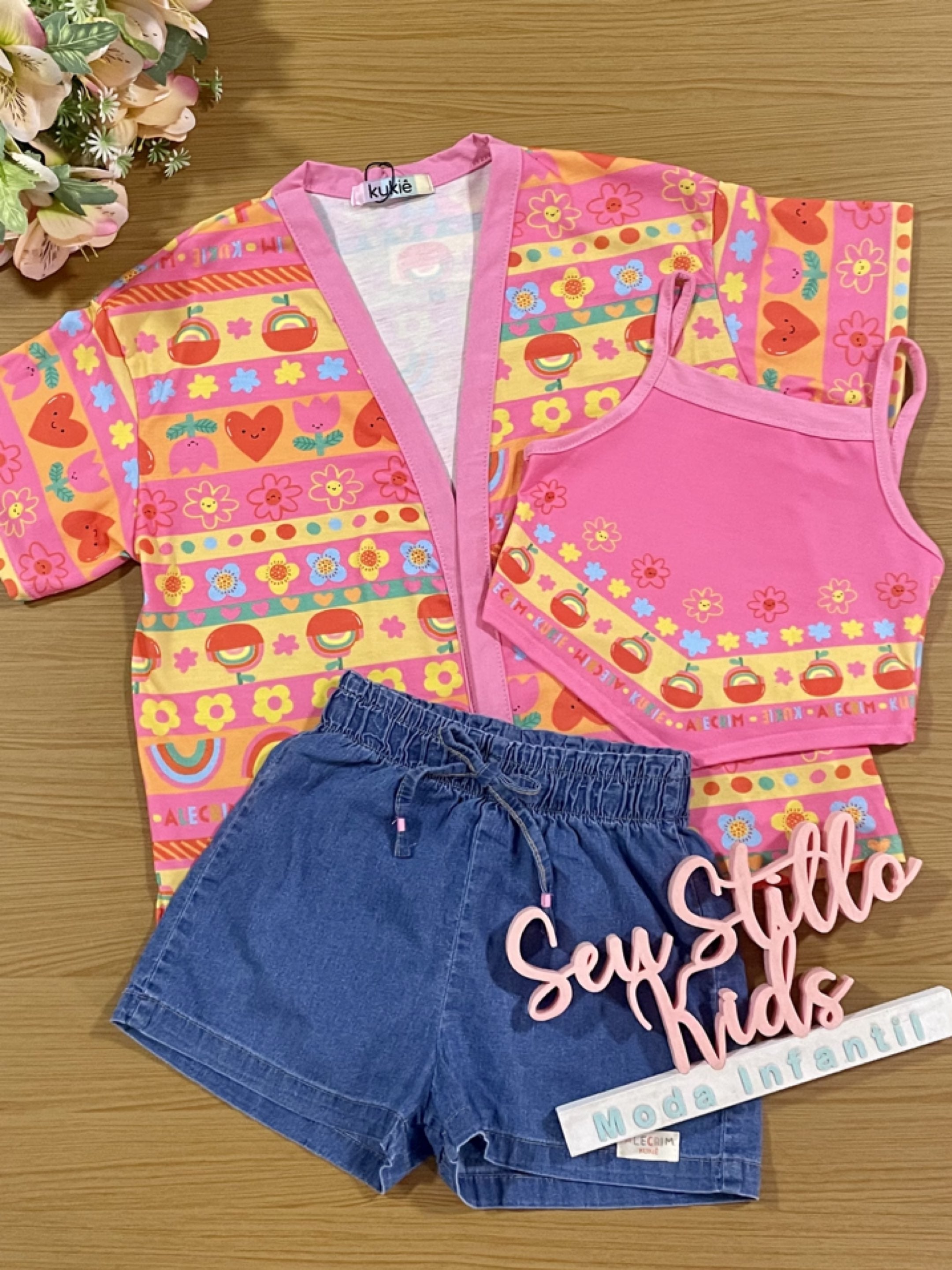 Conjunto Infantil Kukie Alecrim Verão Shorts Jeans Sobreposição e Top Frutas