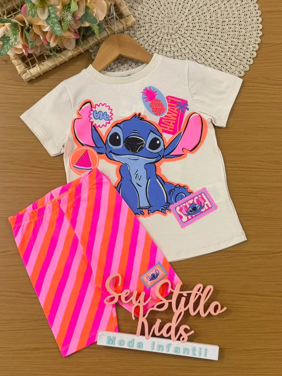 Conjunto Infantil Menina Bimbi Shorts Ciclista Listrado e Blusa Stitch Fruits Disney