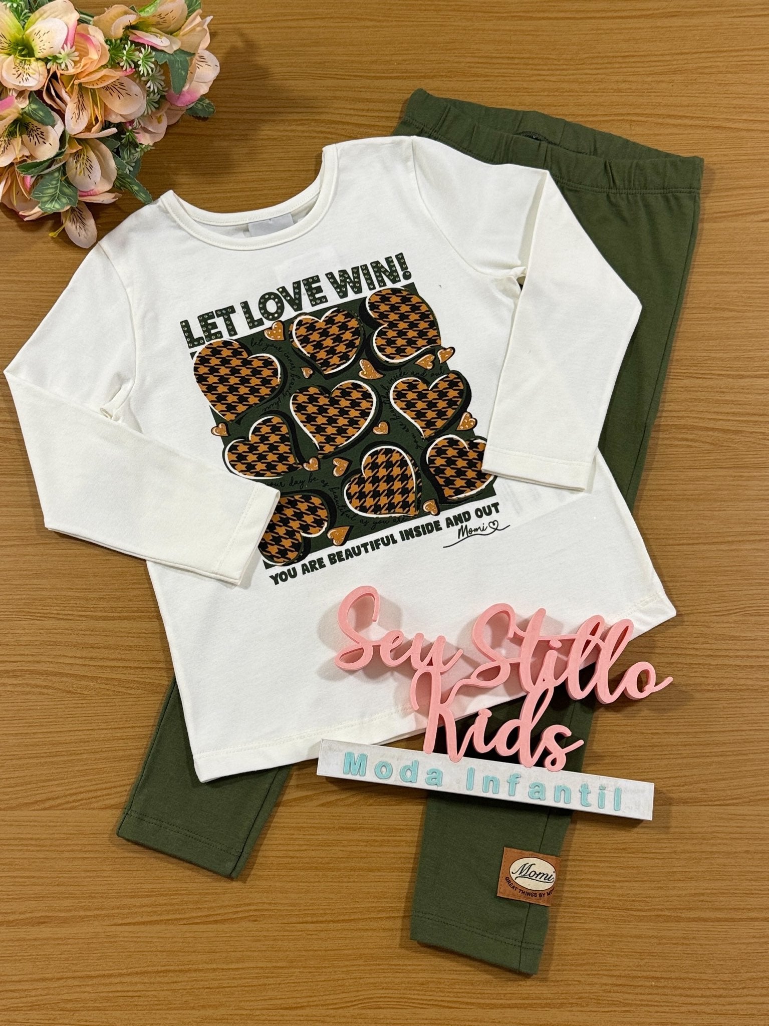 Conjunto Infantil Momi Inverno Calça Verde e Blusa Corações