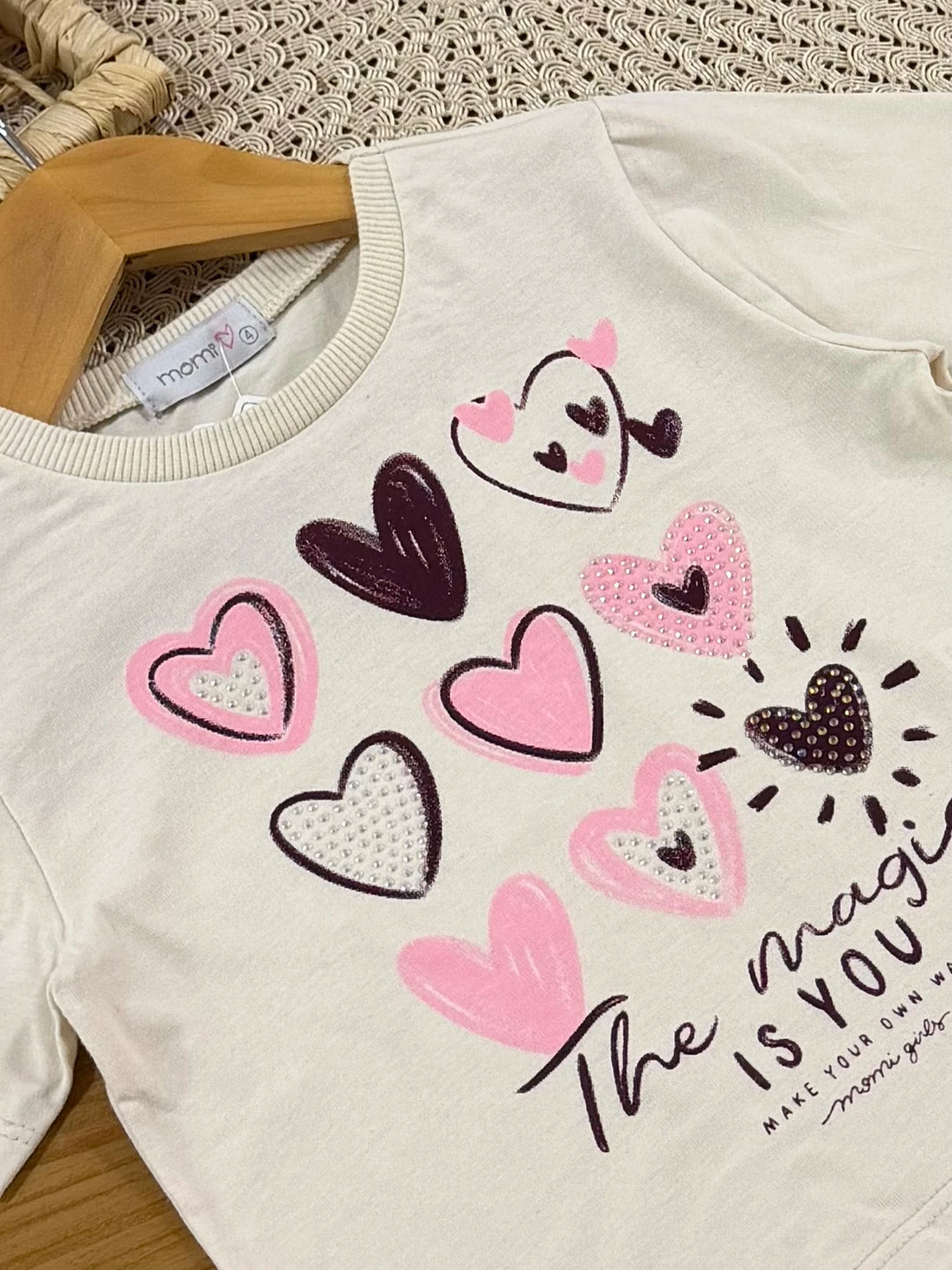 Conjunto Infantil Momi Inverno, Shorts Saia Vinho com Lacinho e Blusa Manga Curta Coraçãoes