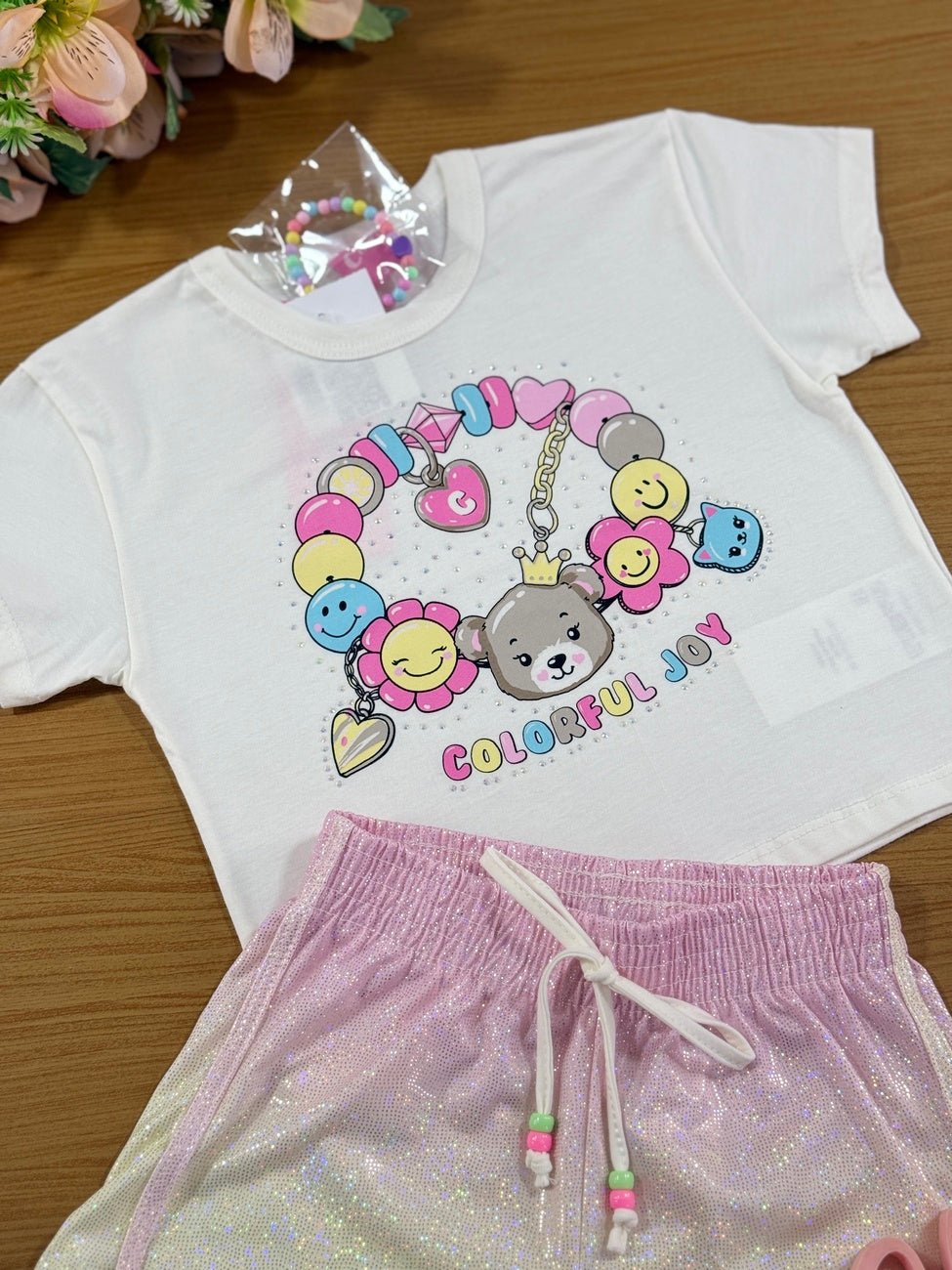 Conjunto Infantil Cinti Verão Shorts Holográfico e Blusa Pandora Ursinho