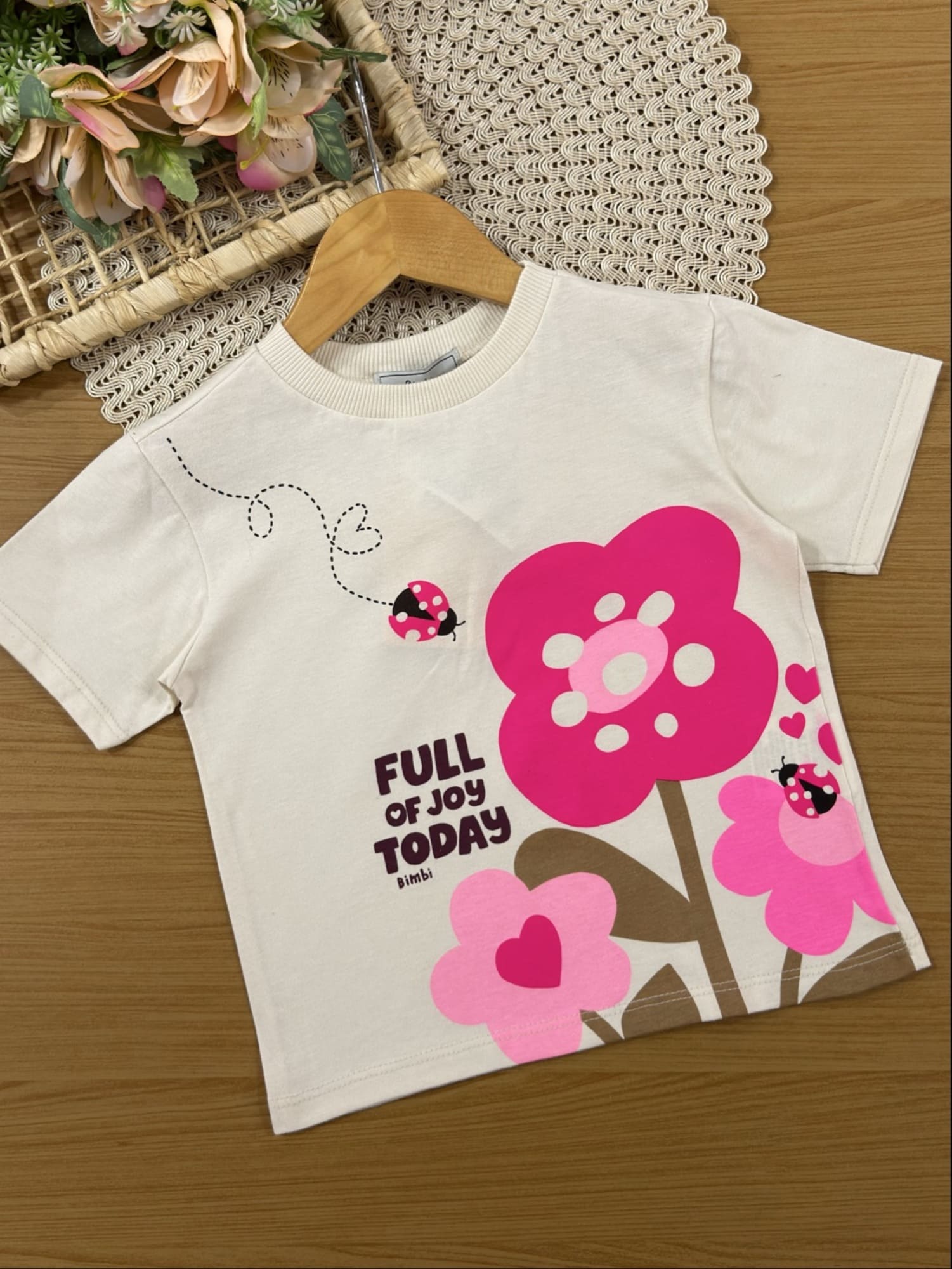 Conjunto Infantil Bimbi Inverno com Shorts Saia e Blusa Manga Curta Bege Floral