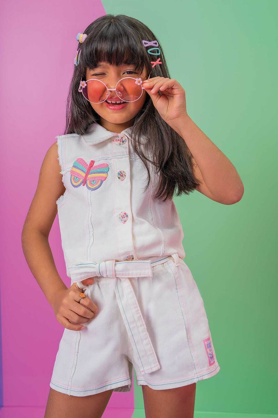 Conjunto Infantil Kukiê Verão Shorts e Colete Off White Borboleta