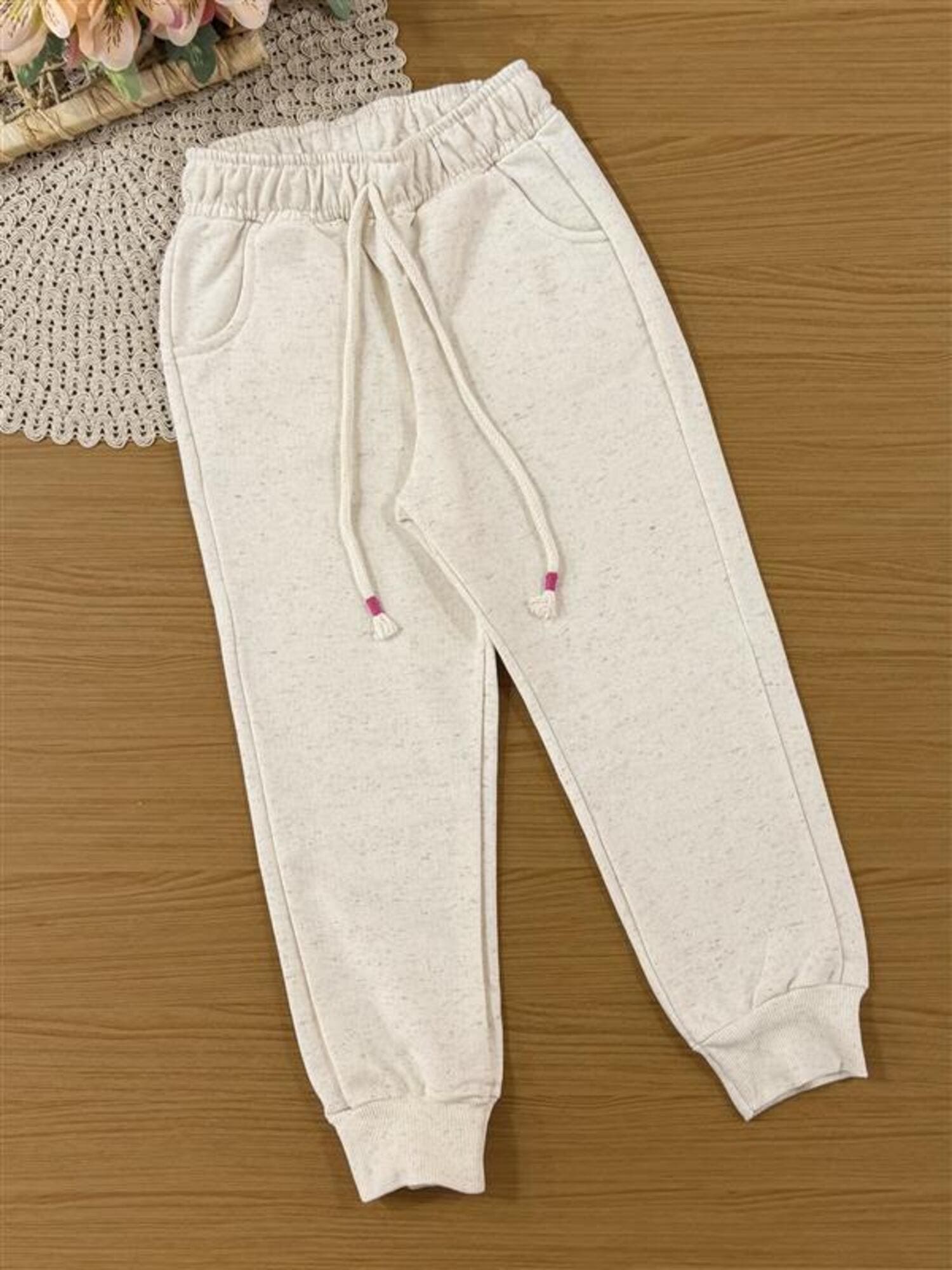 Conjunto Infantil Cinti Inverno com Calça e Moletom Flanelado Off White Ursinha
