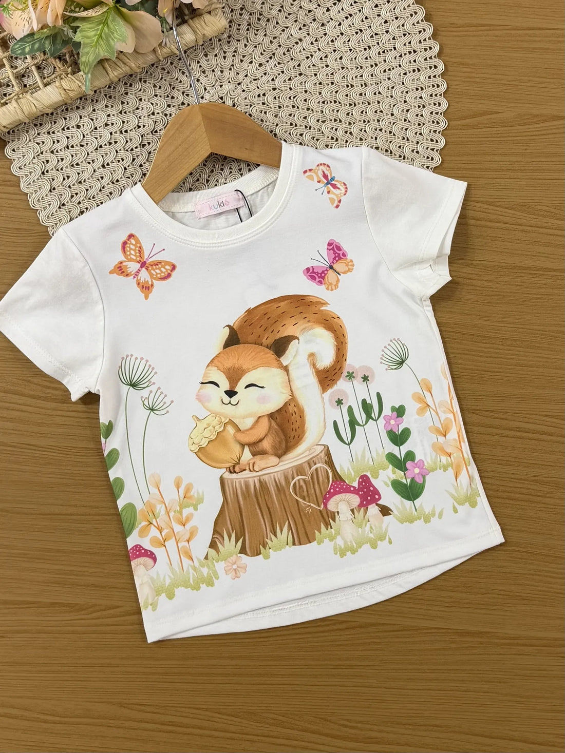 Conjunto Infantil Kukie Com Shorts Cliclista e Blusa Manga Curta Branca Raposinha