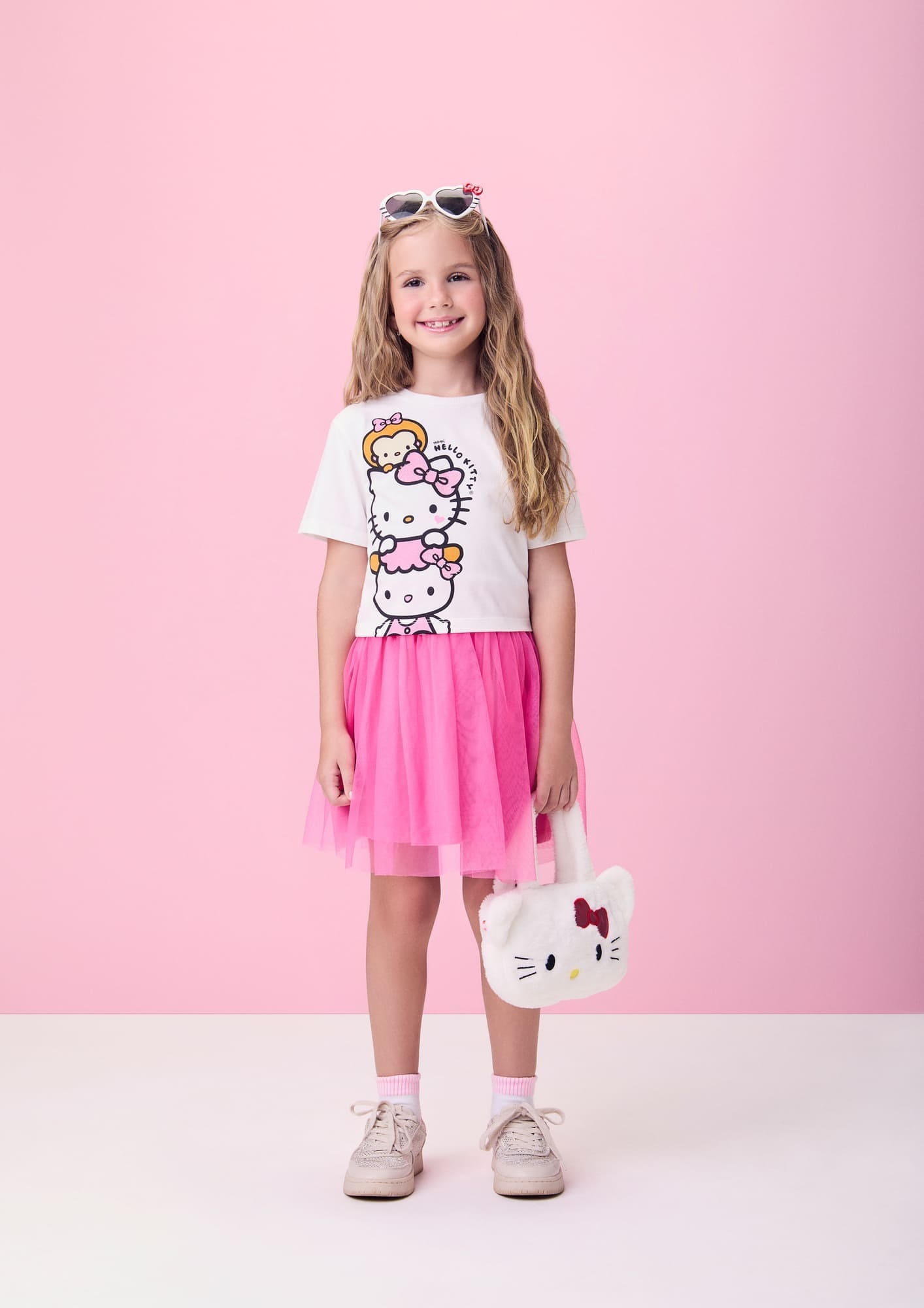 Conjunto Infantil Momi Verão com Saia Rosa em Tule e Blusa Branca Hello Kitty