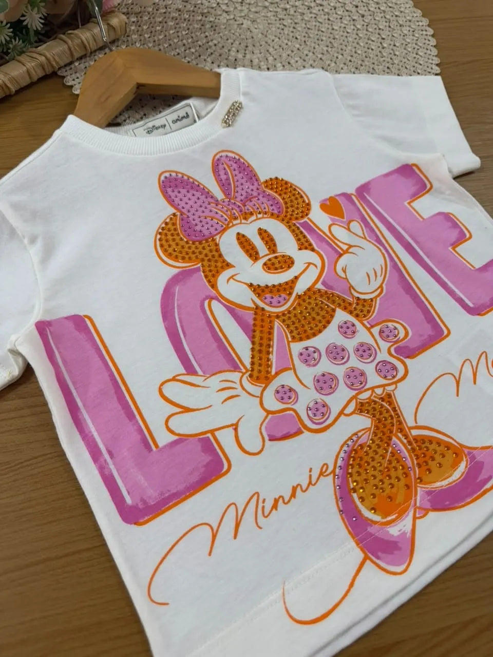 Conjunto Infantil Menina Animê com Shorts Laranja e Blusa Branca Minnie Strass Love Disney