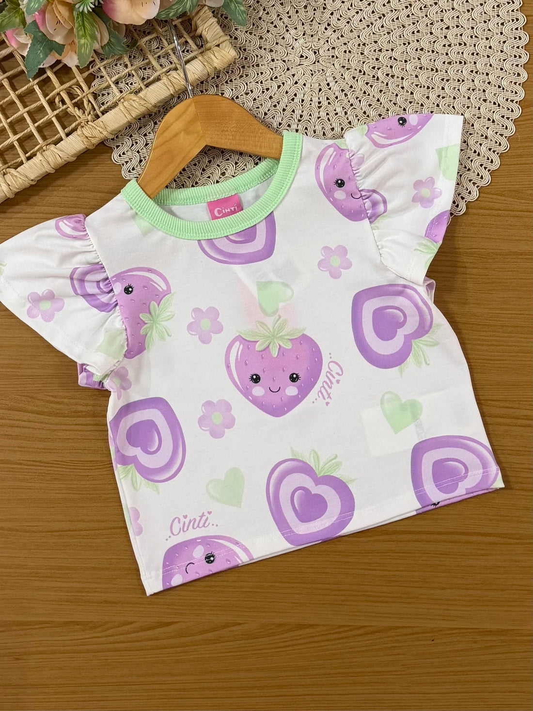 Conjunto Infantil Cinti Inverno com Shorts e Blusa Manga Curta Branca Moranguinho