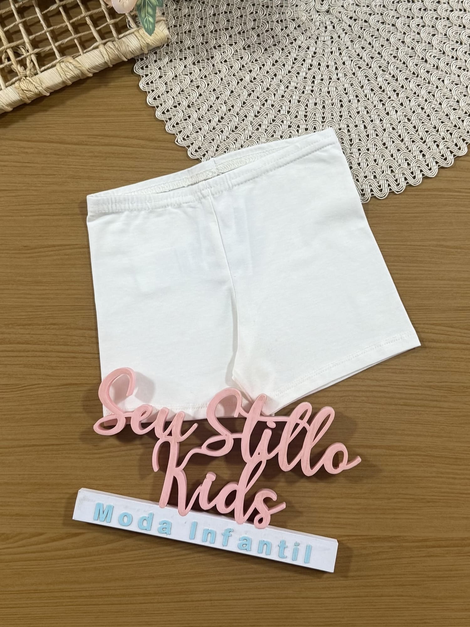 Shorts Infantil Elian Off White (Usar por baixo shorts/vestido)
